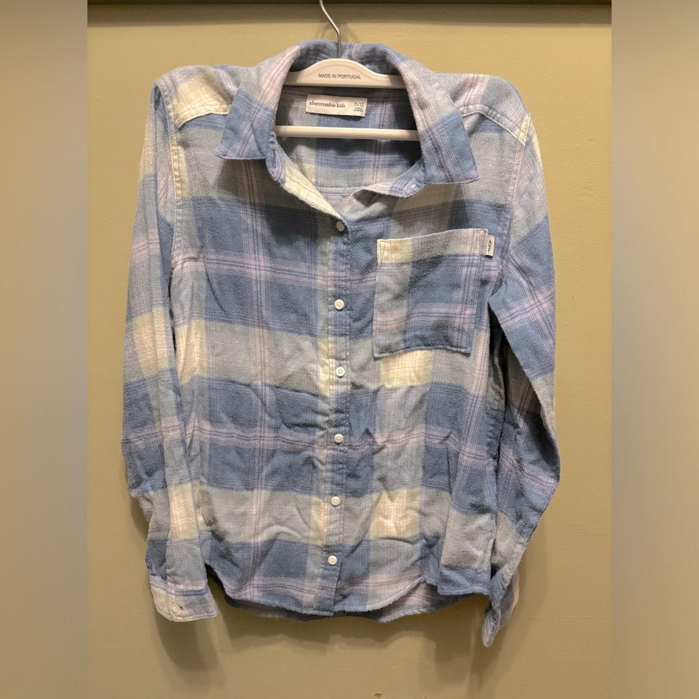 Abercrombie Kids blue, white & purple flannel top, girls size 11/12